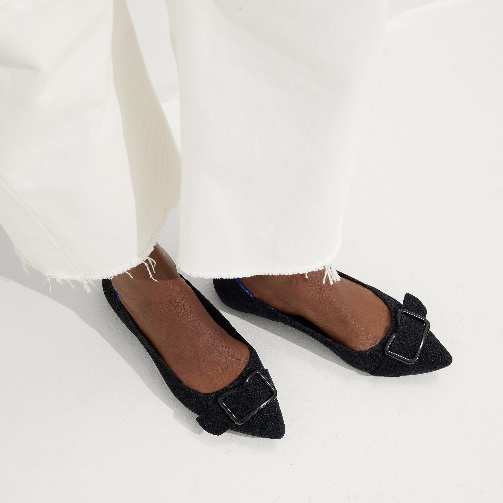 The ReVelvet? Emblem Point II - ReVelvet? Black - Image 3